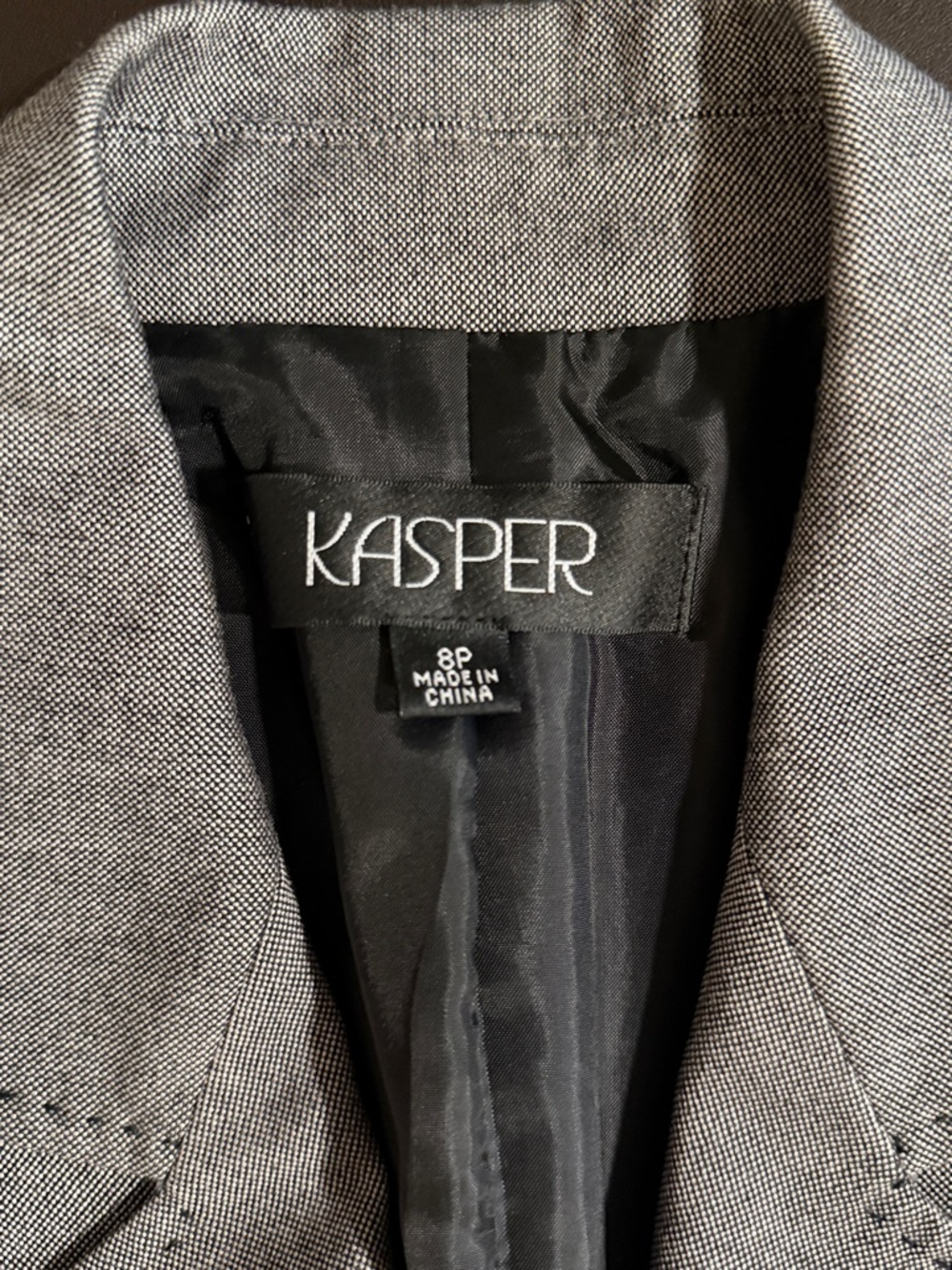 Kasper womens 2 - piece suit gray black size 8 petite 8P interview office career - Picture 4 of 13